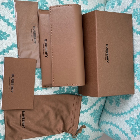 Burberry BE4375 Vanessa Dark Havana - Picture 7 of 7